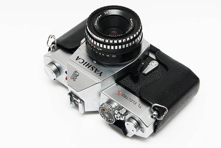 eine analoge Kamera von Yashica